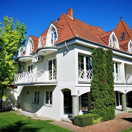 Győrfi Apartmanház Zamárdi Exterior foto