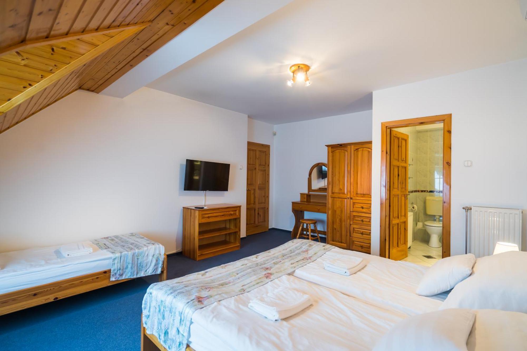Győrfi Apartmanház Zamárdi Exterior foto