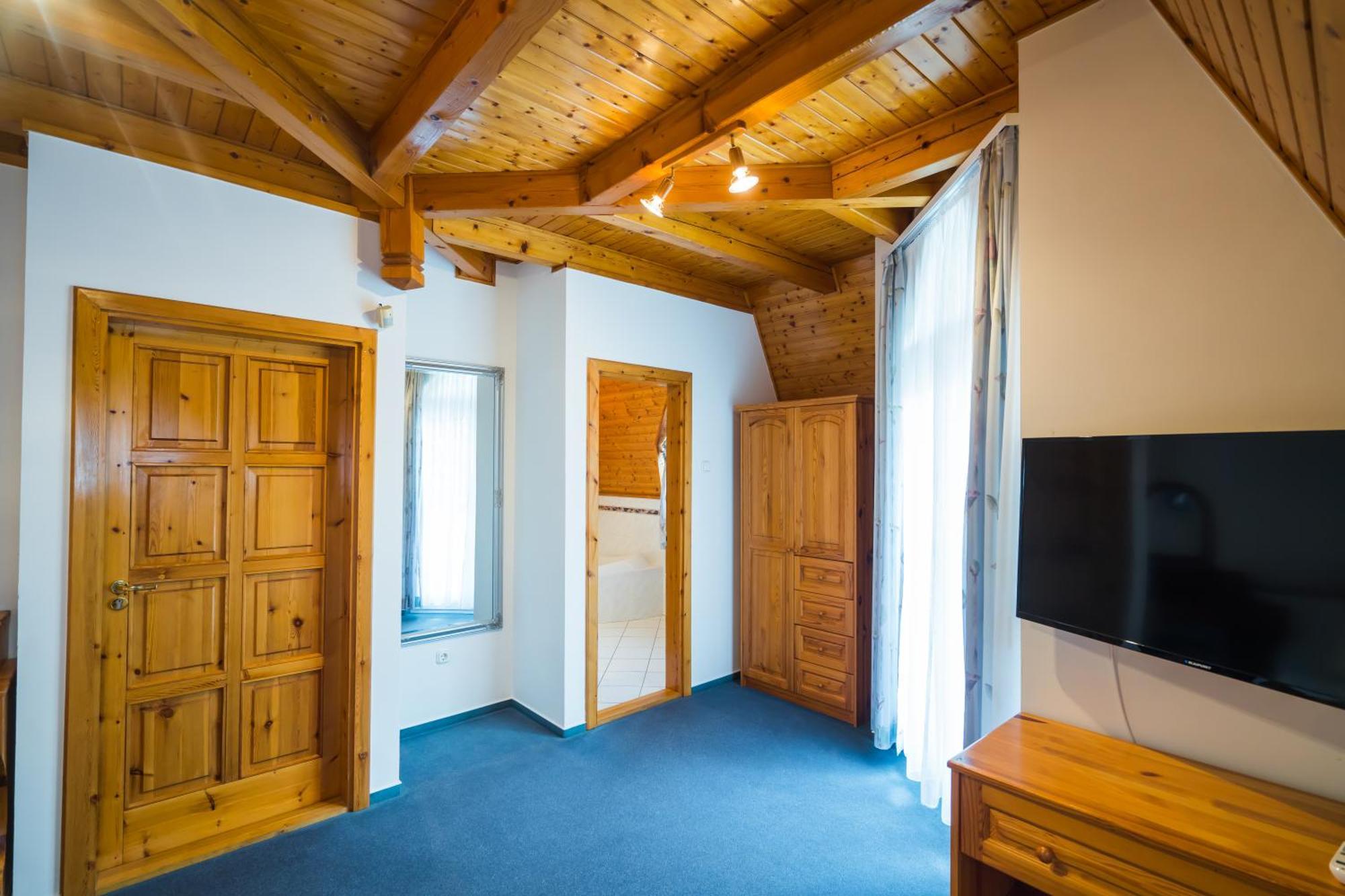 Győrfi Apartmanház Zamárdi Exterior foto